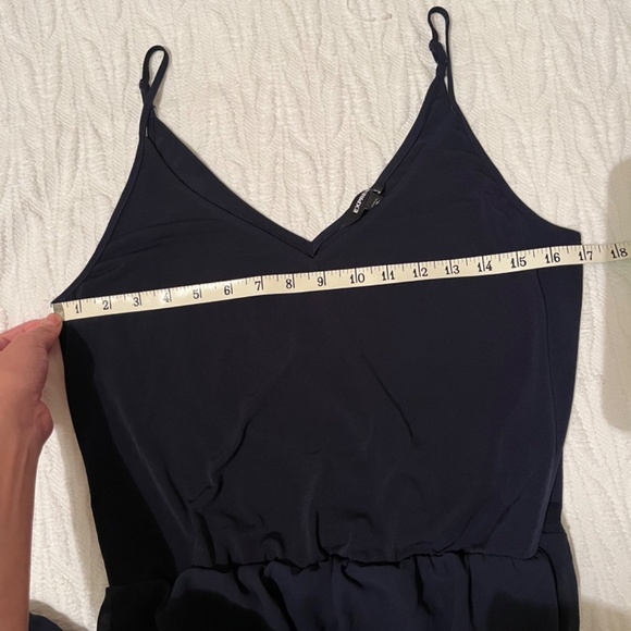 EXPRESS Sheer Chiffon Long Sleeve Bodysuit - Size Medium - Picture 9 of 9